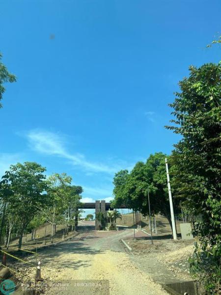 Duplex, Triplex and Fourplex Images