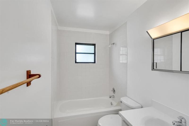 Duplex, Triplex and Fourplex Images