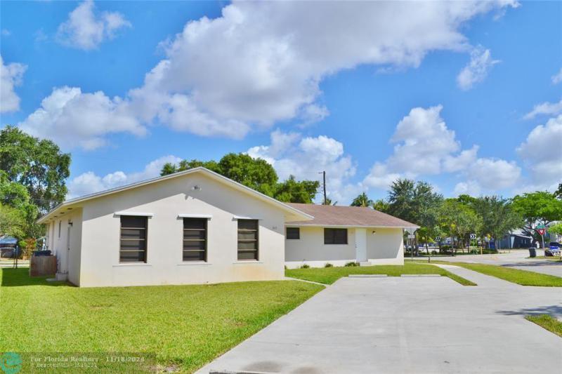 Duplex, Triplex and Fourplex Images