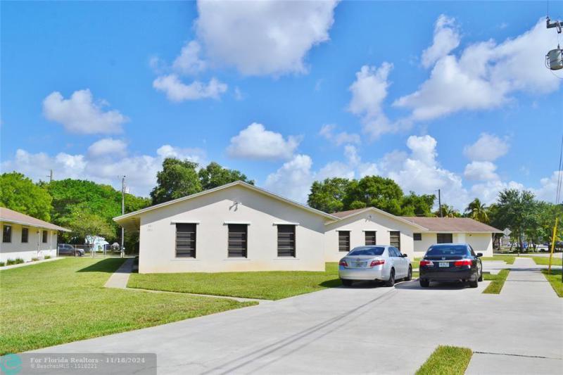 Duplex, Triplex and Fourplex Images