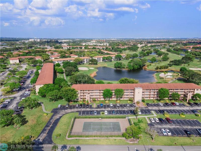  Condo & Townhome Photos