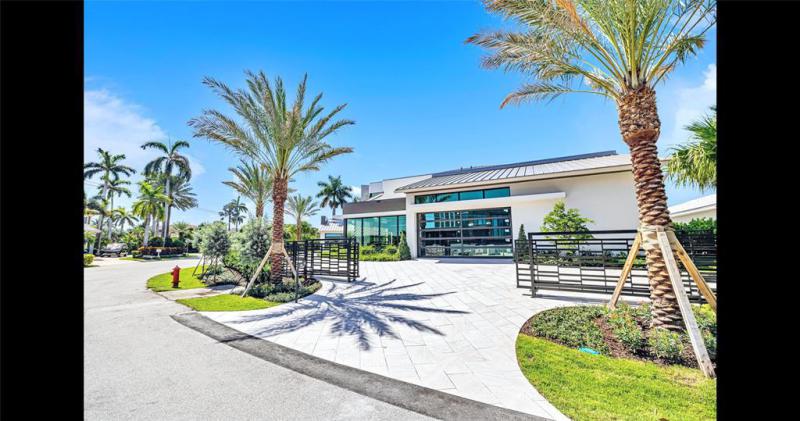  Single Family Homes Photo 6: 51 Isla Bahia Dr  Fort Lauderdale,  FL 33316