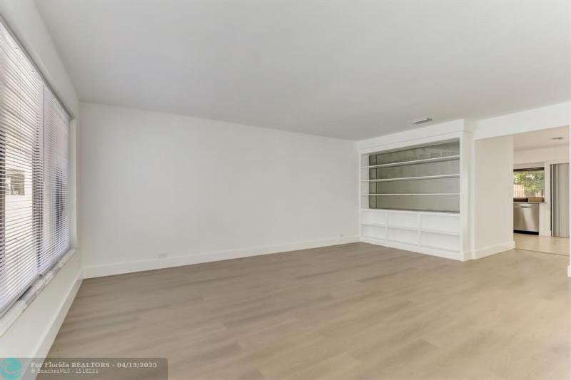 Duplex, Triplex and Fourplex Images