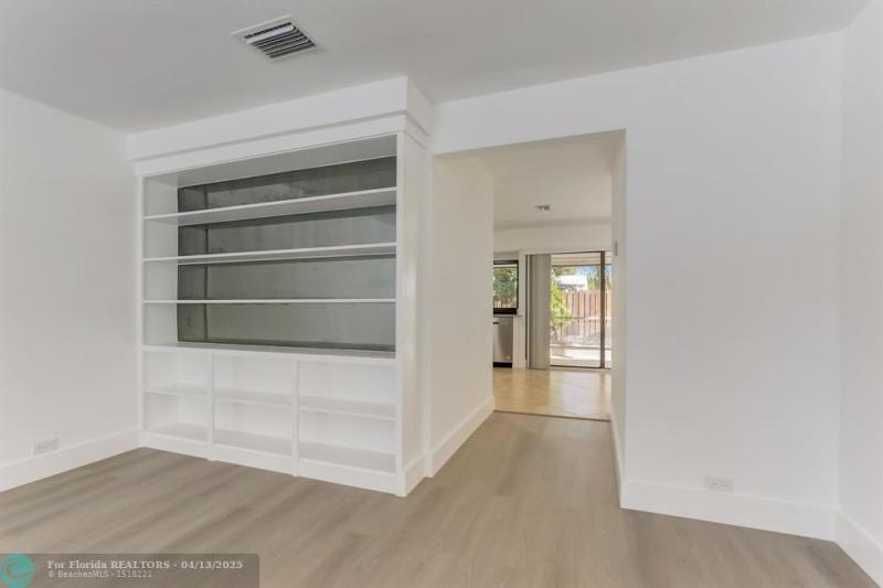 Duplex, Triplex and Fourplex Images