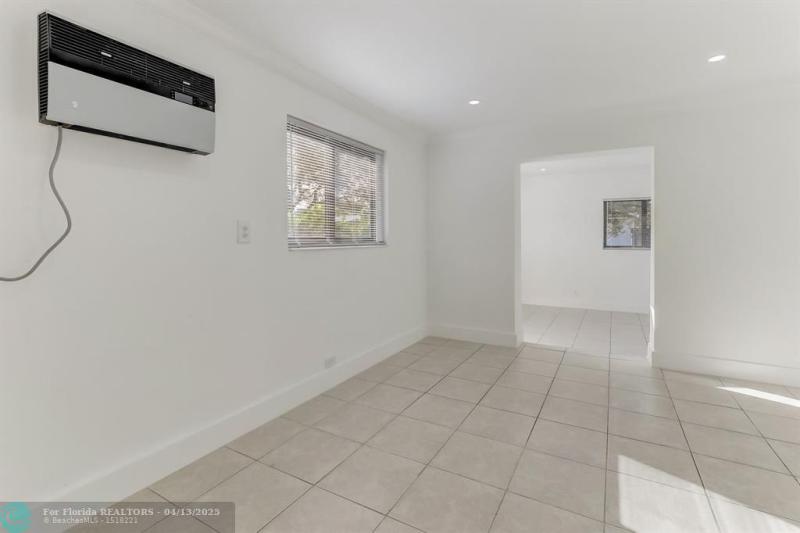 Duplex, Triplex and Fourplex Images