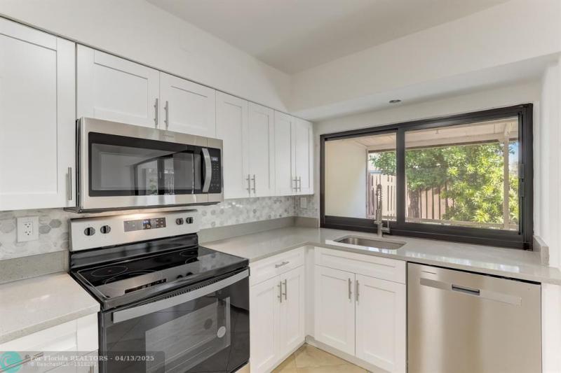 Duplex, Triplex and Fourplex Images