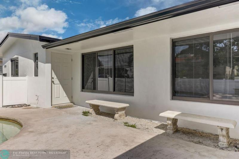 Duplex, Triplex and Fourplex Images