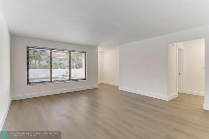 Duplex, Triplex and Fourplex Images