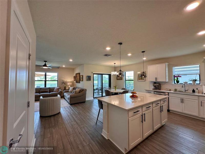  Single Family Homes Photo 13: 3165 Tamarind Drive  Lauderdale Lakes,  FL 33311