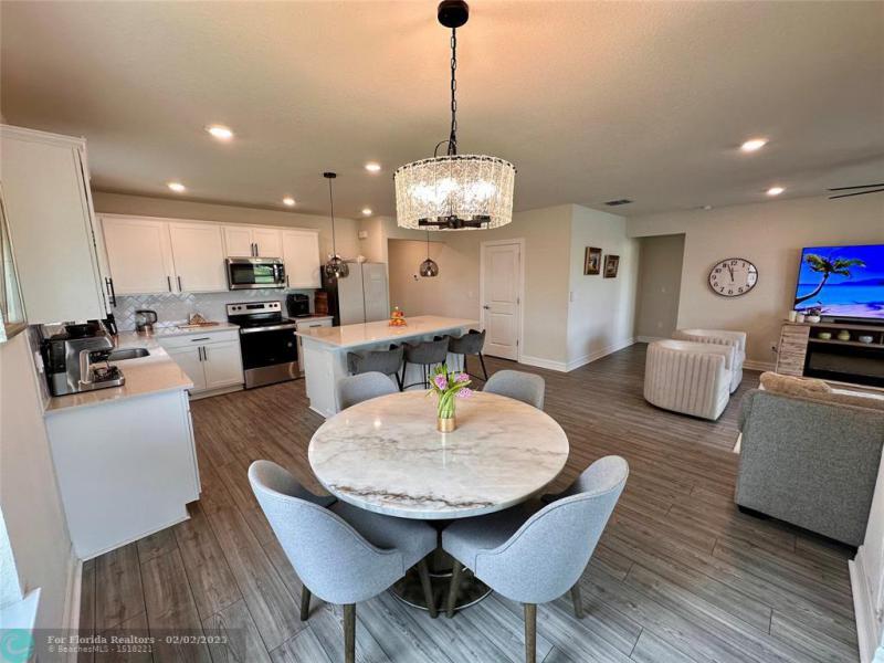  Single Family Homes Photo 16: 3165 Tamarind Drive  Lauderdale Lakes,  FL 33311