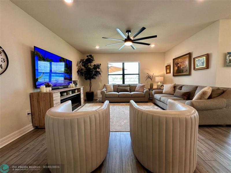  Single Family Homes Photo 18: 3165 Tamarind Drive  Lauderdale Lakes,  FL 33311