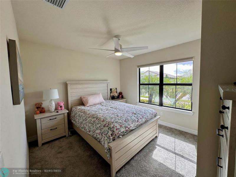  Single Family Homes Photo 8: 3165 Tamarind Drive  Lauderdale Lakes,  FL 33311