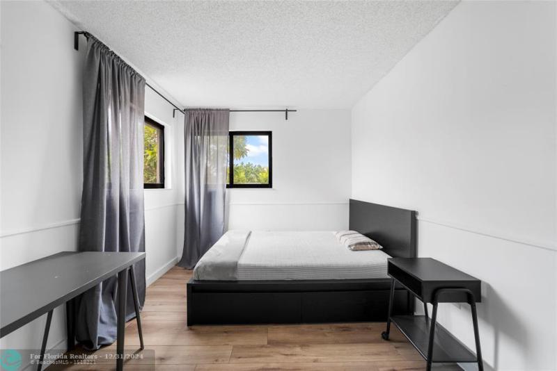  Single Family Homes Photo 26: 1328 SW 151st Way  Sunrise,  FL 33326