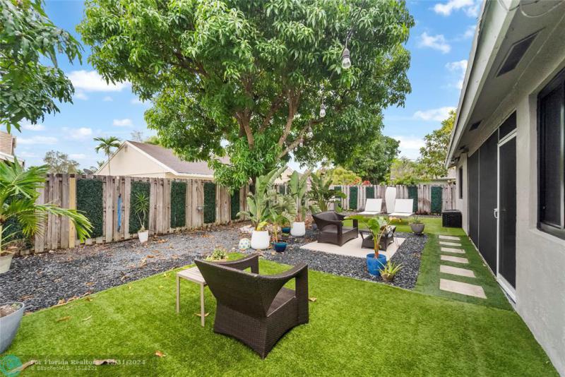  Single Family Homes Photo 54: 1328 SW 151st Way  Sunrise,  FL 33326