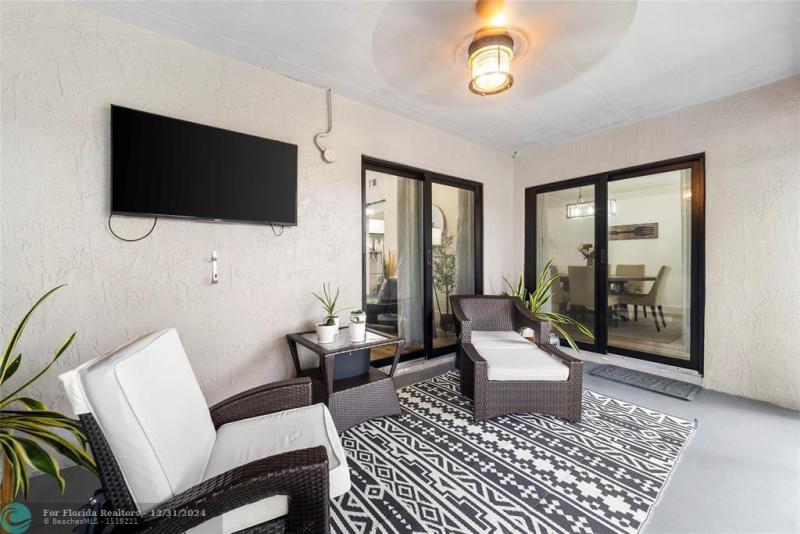  Single Family Homes Photo 55: 1328 SW 151st Way  Sunrise,  FL 33326