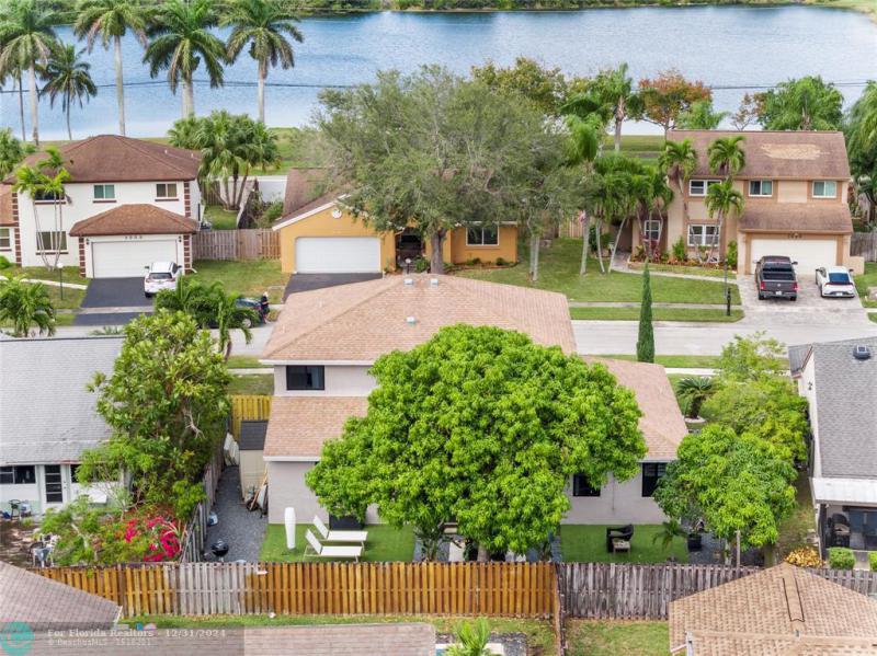  Single Family Homes Photo 58: 1328 SW 151st Way  Sunrise,  FL 33326