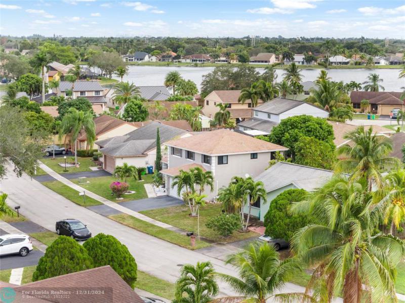  Single Family Homes Photo 61: 1328 SW 151st Way  Sunrise,  FL 33326