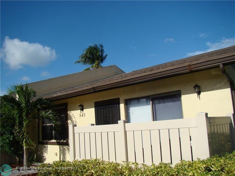  Condo & Townhome Photos