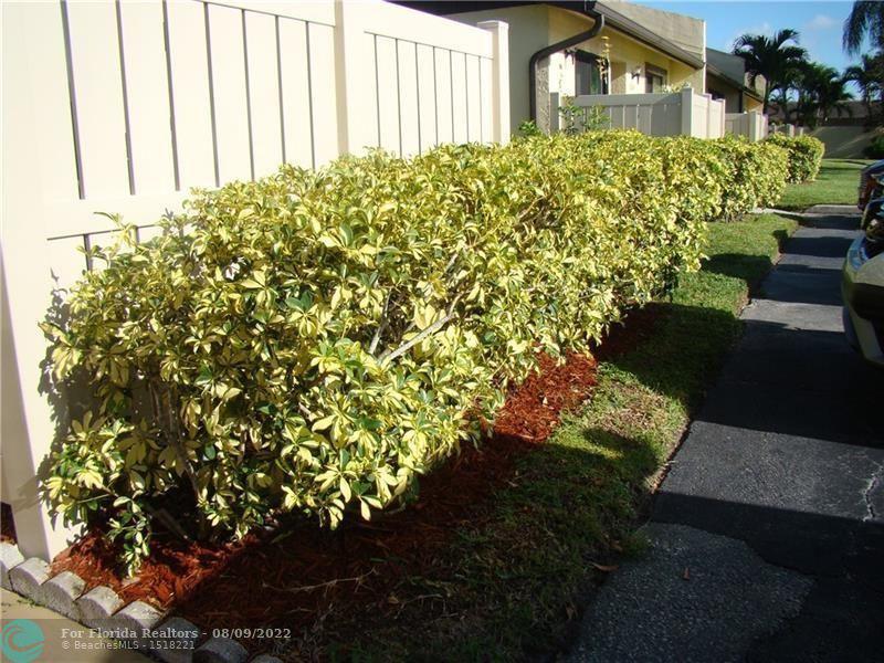  Condo & Townhome Photos