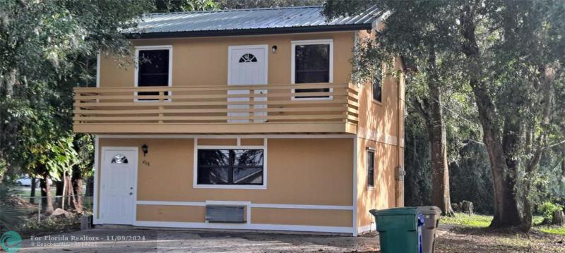 Duplex, Triplex and Fourplex Images