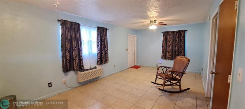 Duplex, Triplex and Fourplex Images