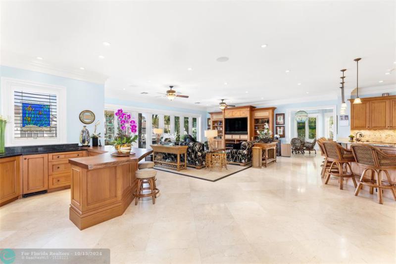  Single Family Homes Photo 17: 1739 SE 11th St  Fort Lauderdale,  FL 33316