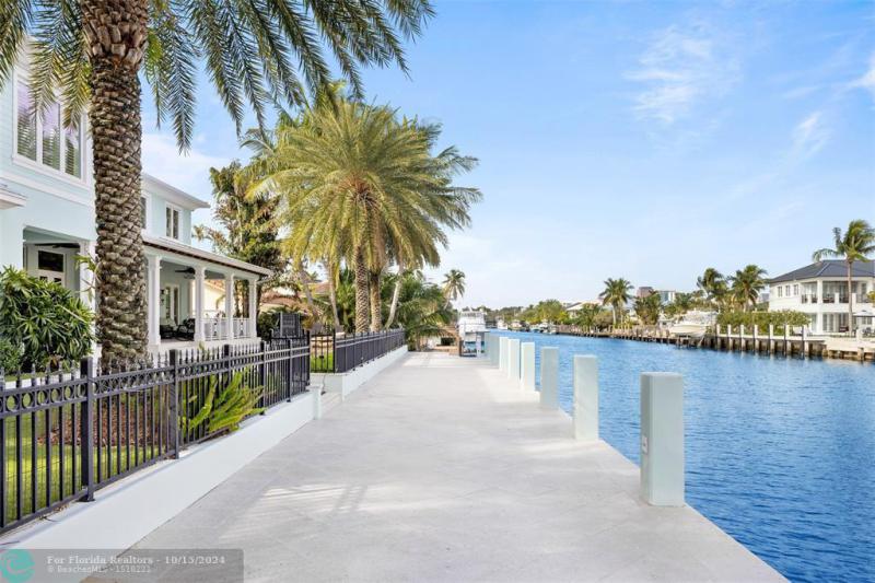  Single Family Homes Photo 59: 1739 SE 11th St  Fort Lauderdale,  FL 33316