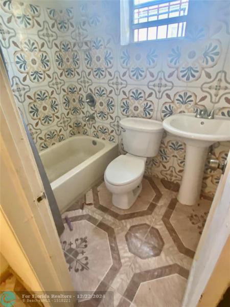 Duplex, Triplex and Fourplex Images