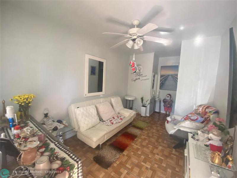 Duplex, Triplex and Fourplex Images