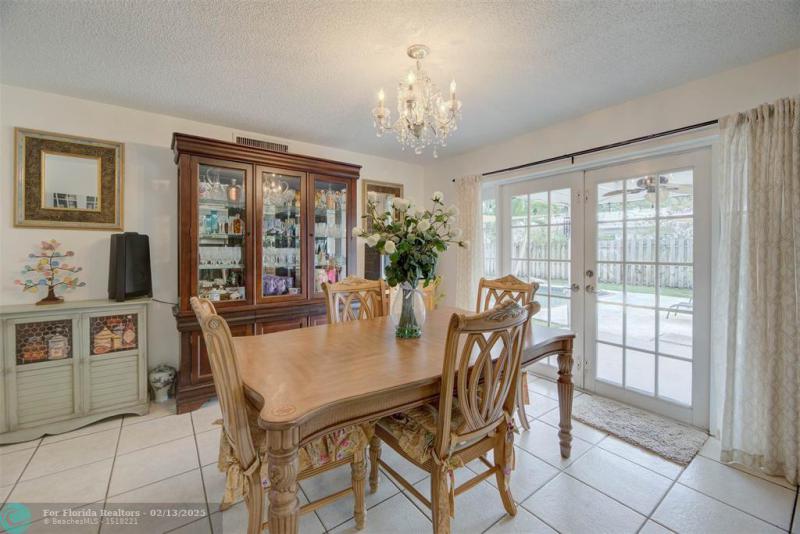  Single Family Homes Photo 25: 3330 NW 65th St  Fort Lauderdale,  FL 33309