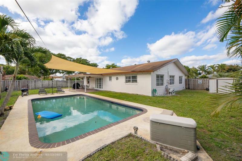  Single Family Homes Photo 28: 3330 NW 65th St  Fort Lauderdale,  FL 33309
