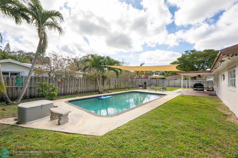  Single Family Homes Photo 34: 3330 NW 65th St  Fort Lauderdale,  FL 33309