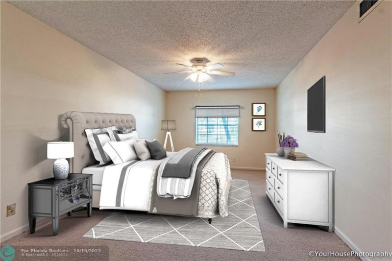  Condo & Townhome Photos