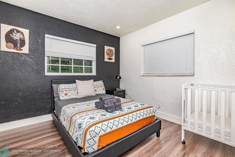 Duplex, Triplex and Fourplex Images