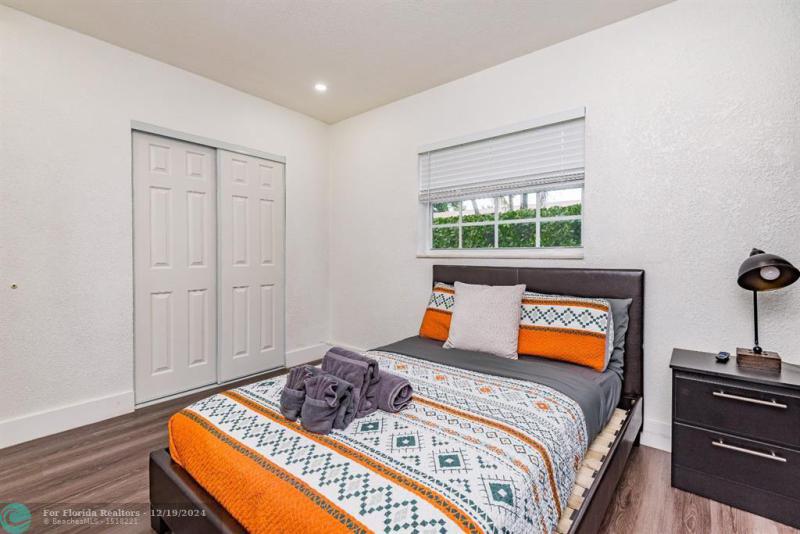 Duplex, Triplex and Fourplex Images