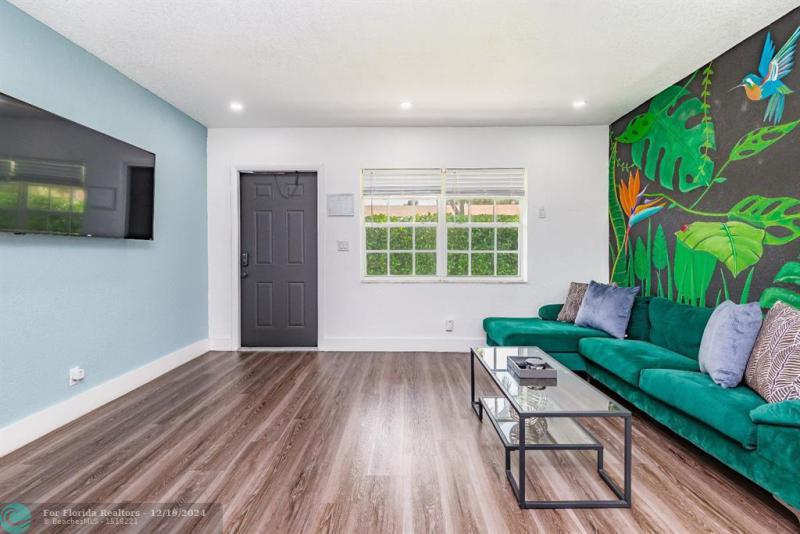 Duplex, Triplex and Fourplex Images