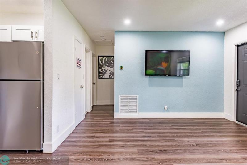 Duplex, Triplex and Fourplex Images