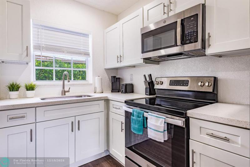 Duplex, Triplex and Fourplex Images