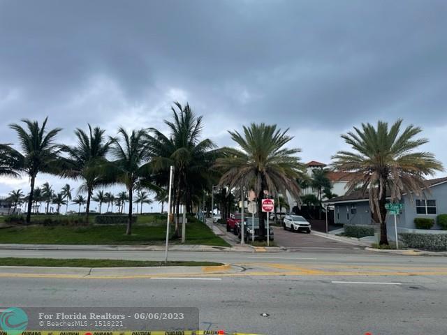 Duplex, Triplex and Fourplex Images