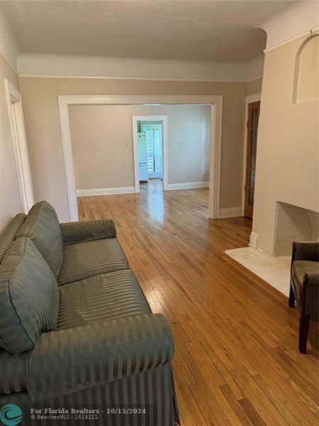 Duplex, Triplex and Fourplex Images