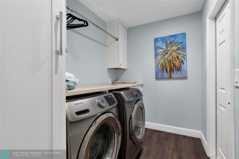  Single Family Homes Photo 61: 4020 NE 16th Ave  Oakland Park,  FL 33334