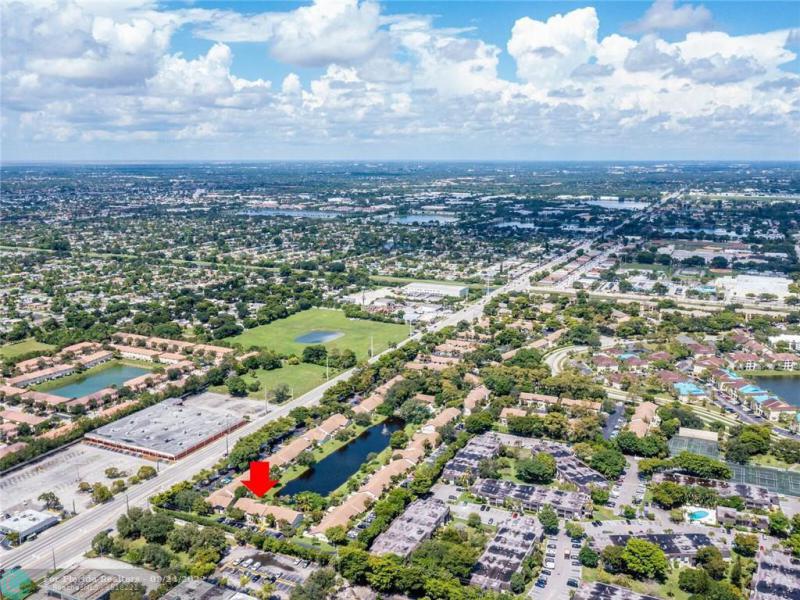  Condo & Townhome Photos