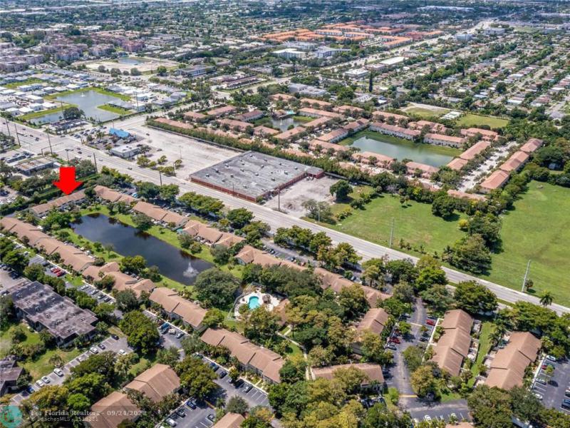  Condo & Townhome Photos