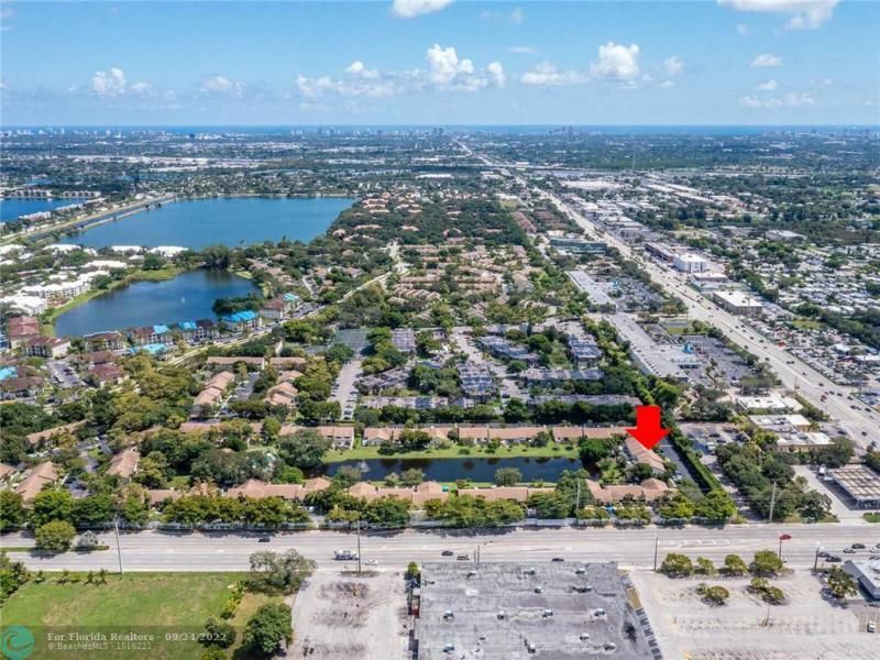  Condo & Townhome Photos