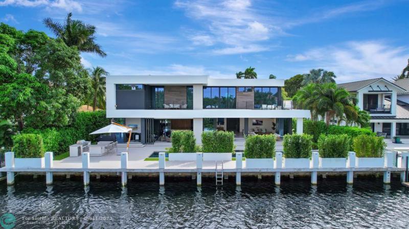  Single Family Homes Photo 2: 31 Pelican Dr  Fort Lauderdale,  FL 33301