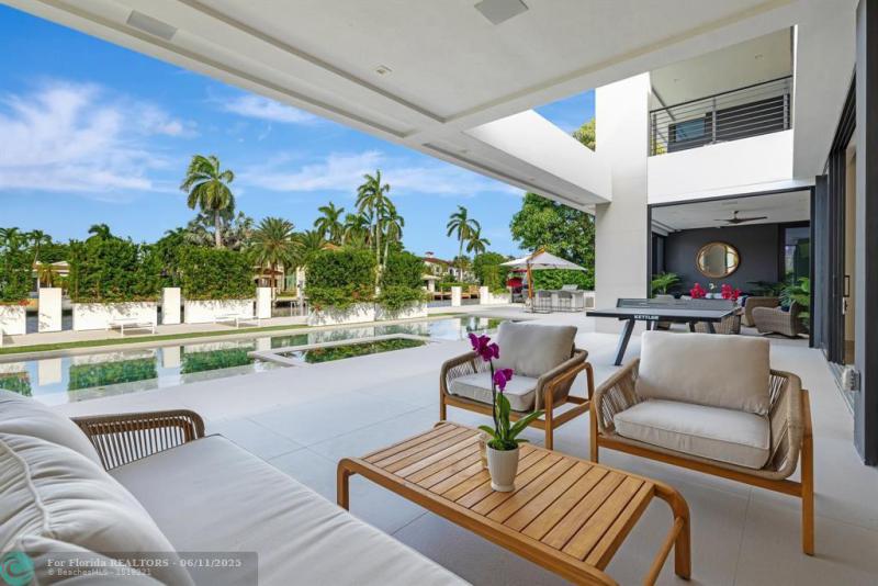  Single Family Homes Photo 42: 31 Pelican Dr  Fort Lauderdale,  FL 33301