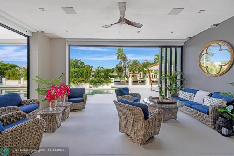  Single Family Homes Photo 43: 31 Pelican Dr  Fort Lauderdale,  FL 33301