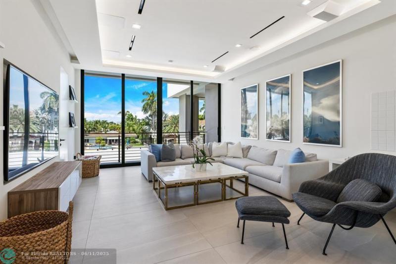  Single Family Homes Photo 49: 31 Pelican Dr  Fort Lauderdale,  FL 33301