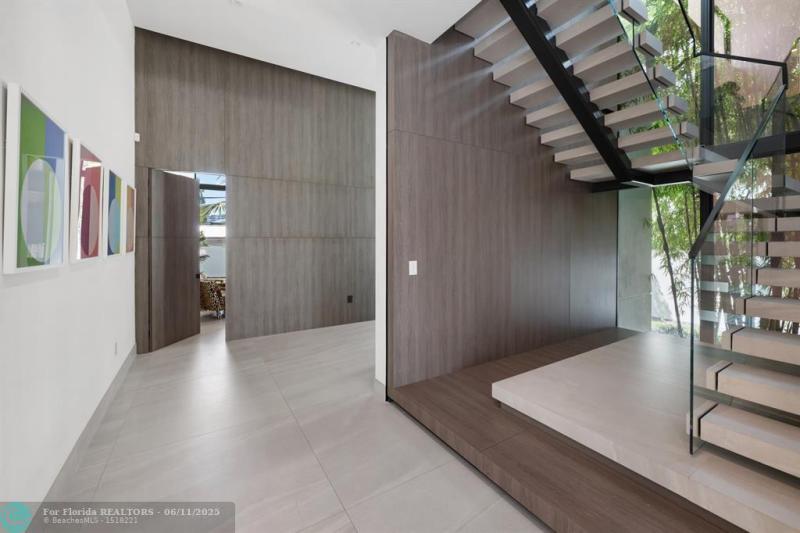  Single Family Homes Photo 5: 31 Pelican Dr  Fort Lauderdale,  FL 33301