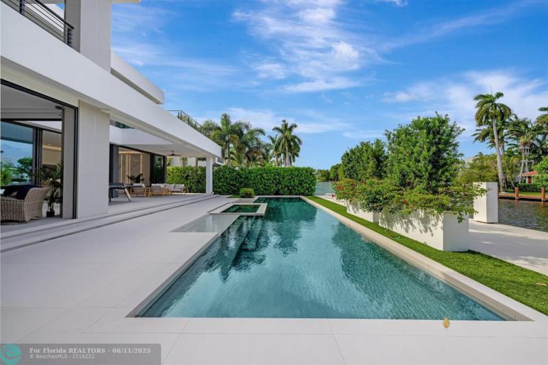  Single Family Homes Photo 69: 31 Pelican Dr  Fort Lauderdale,  FL 33301